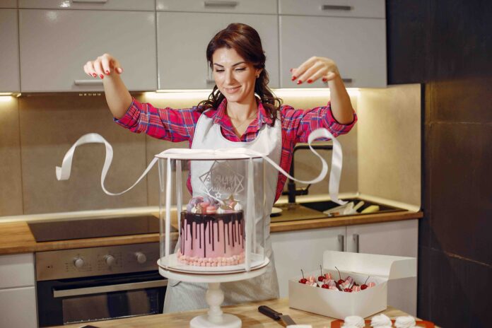 Beyond the Logo: 5 Mistakes to Avoid When Ordering Corporate Cakes for a Brand Launch